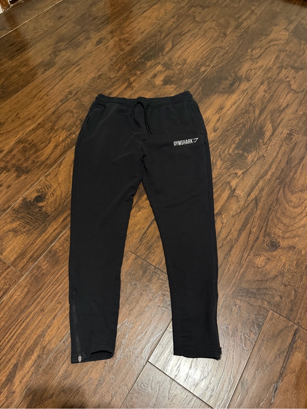 Gymshark men’s black joggers size small